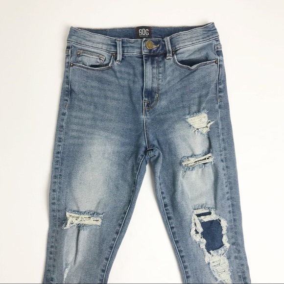 URBAN OUTFITTERS BDG Twig High Rise Raw Hem Jeans - Picture 3 of 8